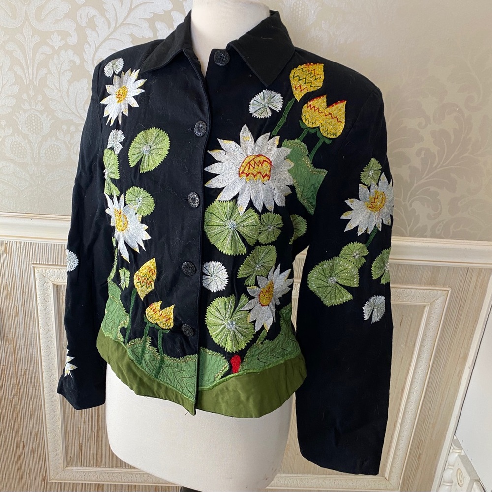 Gorgeous linen embroidered blazer ANABE small